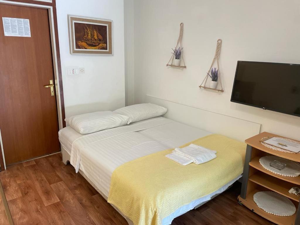Apartmani Mavrinac Nerezine Rom bilde